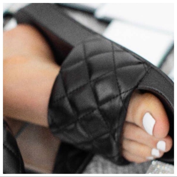 Paris Black Quilted Fabulous Slide Padded Flats Sandals - Picture 3 of 5